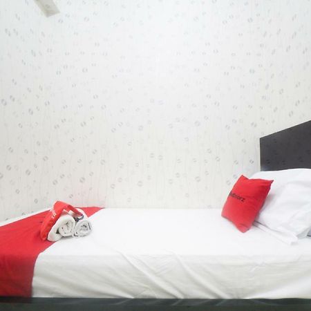 Reddoorz Apartment @ Pegangsaan Kelapa Gading 3 Jakarta Ngoại thất bức ảnh