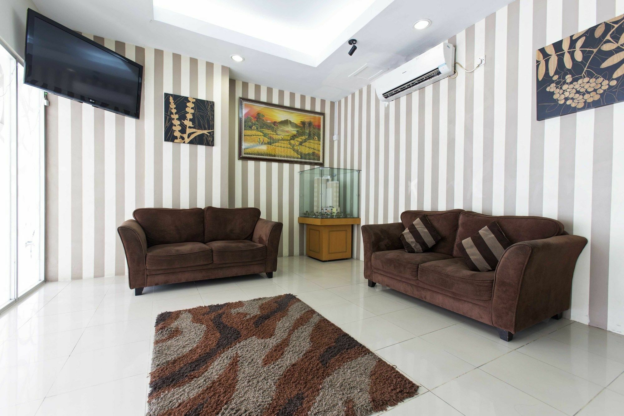 Reddoorz Apartment @ Pegangsaan Kelapa Gading 3 Jakarta Ngoại thất bức ảnh