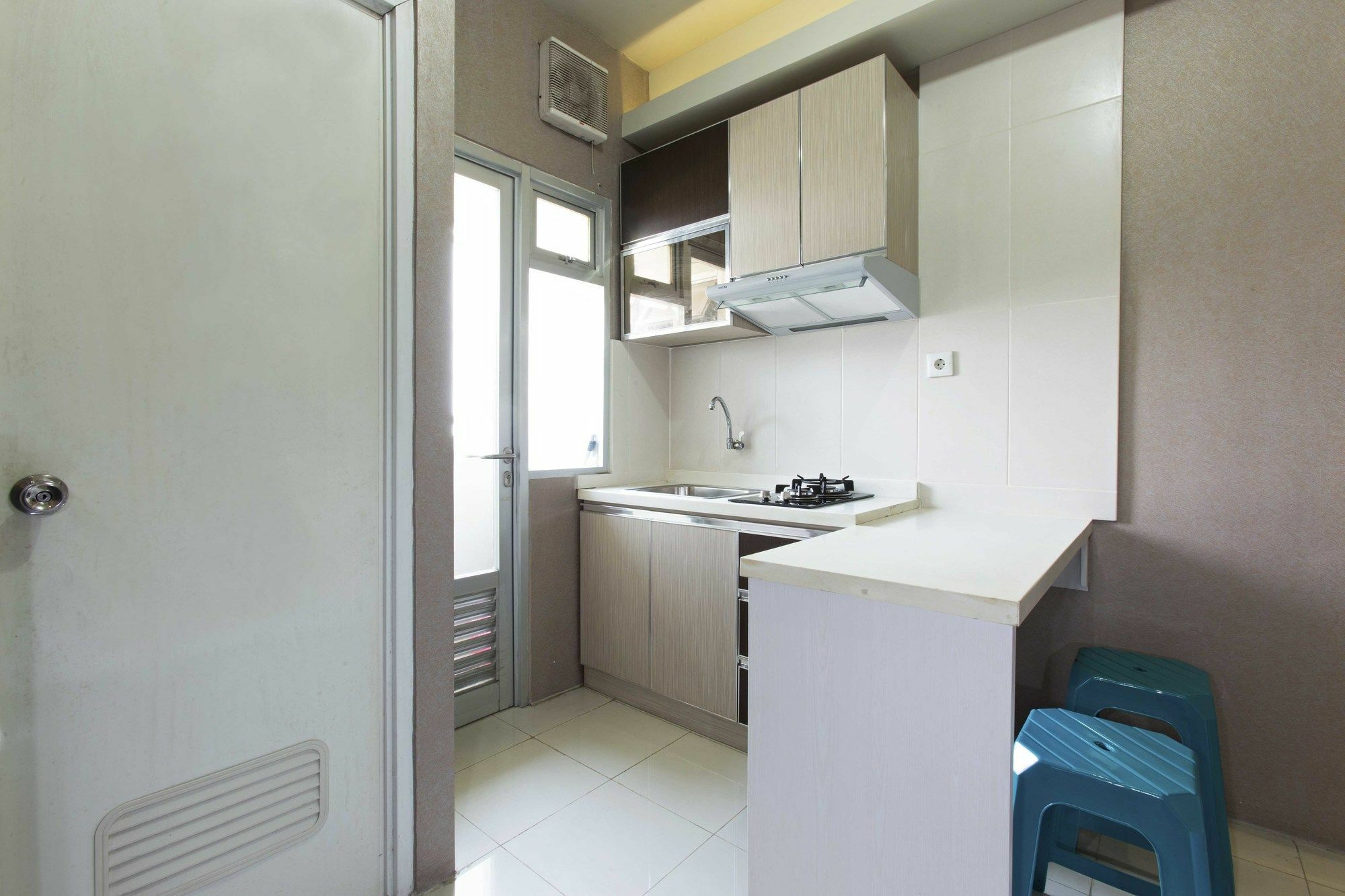 Reddoorz Apartment @ Pegangsaan Kelapa Gading 3 Jakarta Ngoại thất bức ảnh