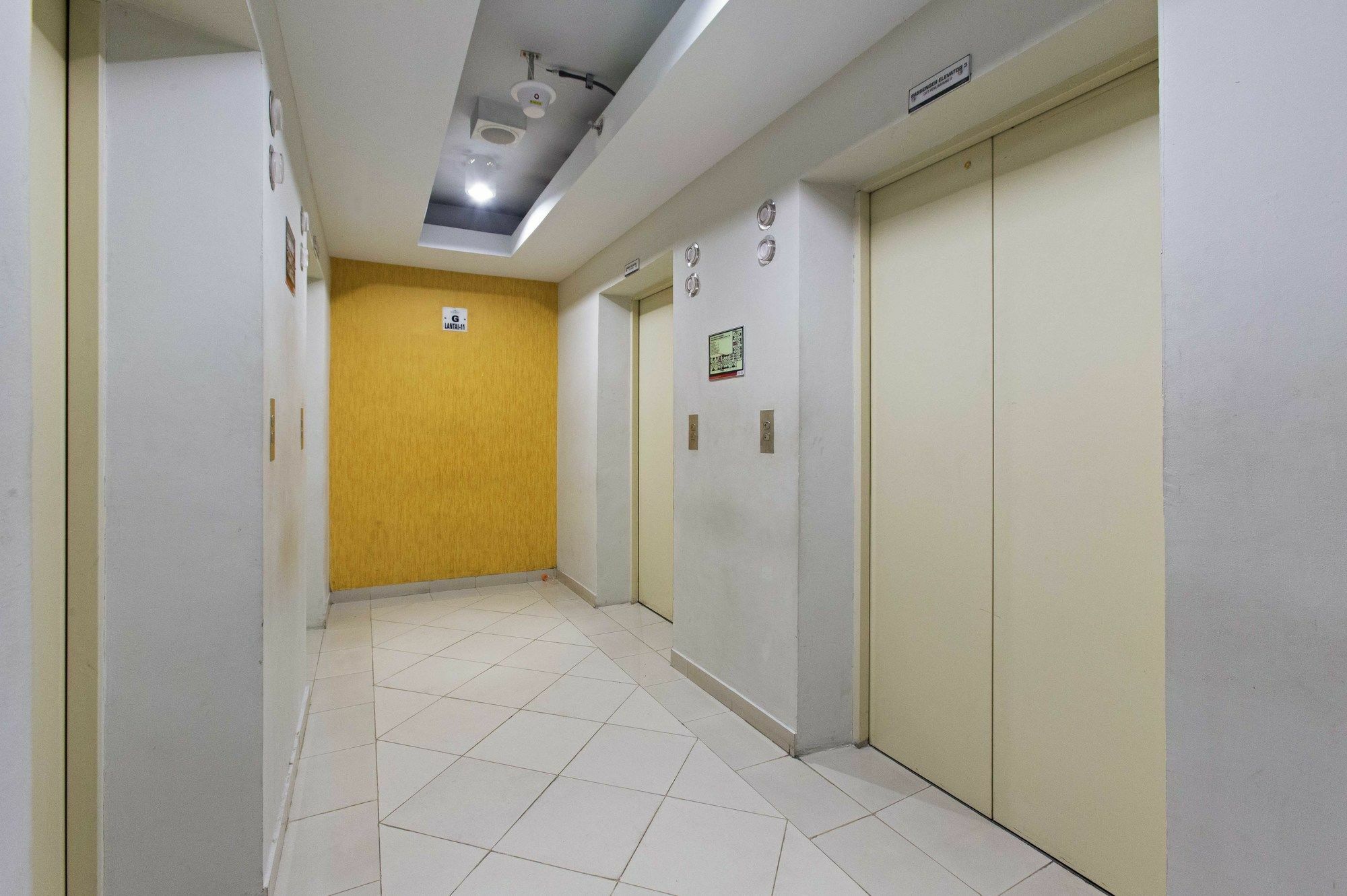 Reddoorz Apartment @ Pegangsaan Kelapa Gading 3 Jakarta Ngoại thất bức ảnh