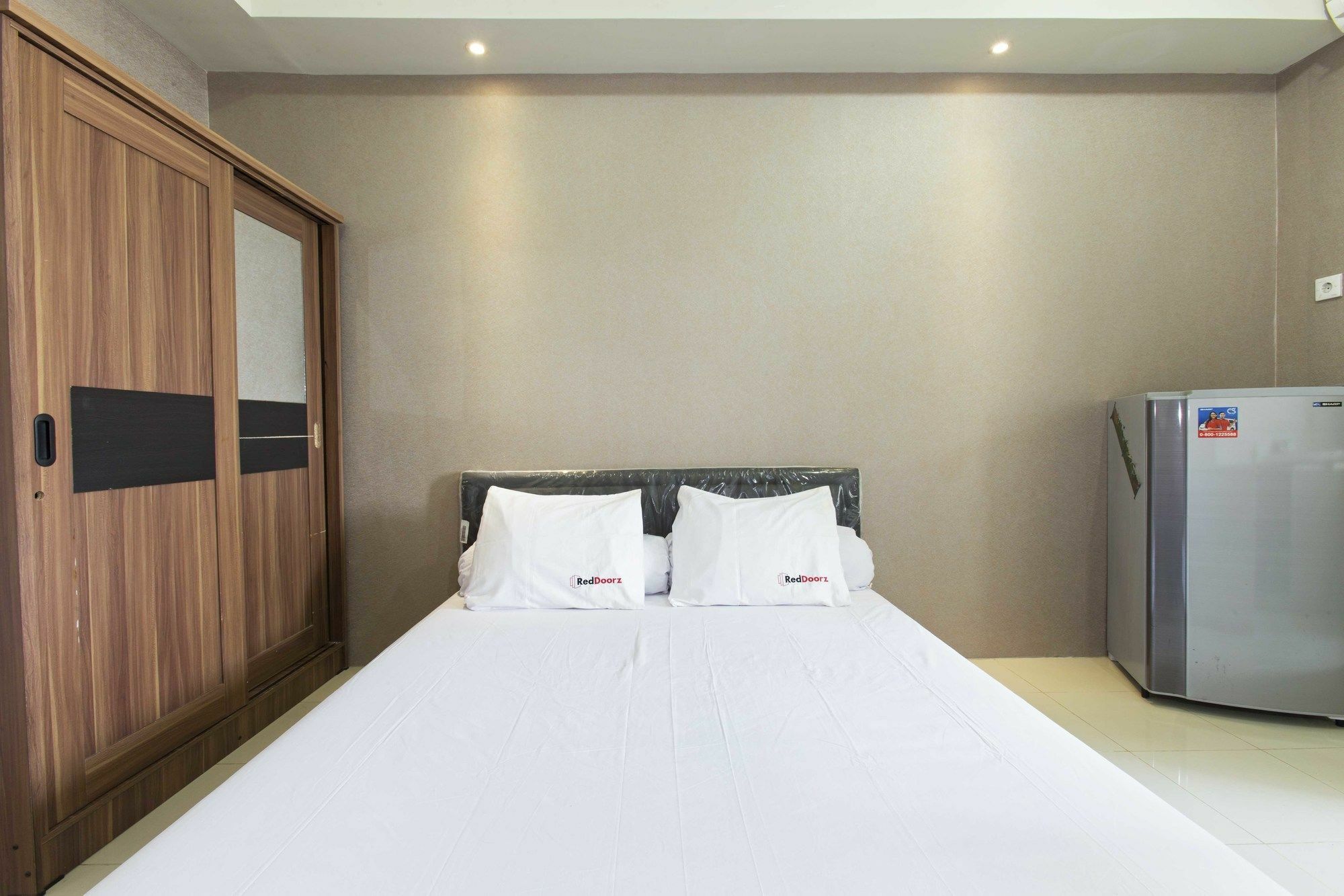 Reddoorz Apartment @ Pegangsaan Kelapa Gading 3 Jakarta Ngoại thất bức ảnh